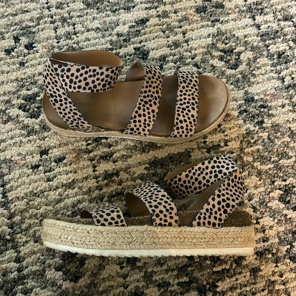 American eagle platform sandals